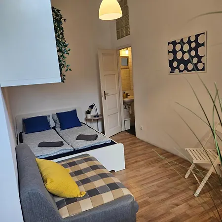 Vibe Hostel *